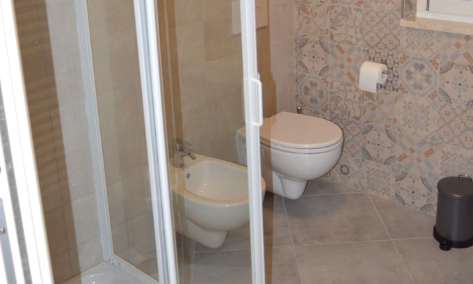 Santo Stefano di Magra House | Brand new studio of 30m / q, equipped with all comforts, exclusive parking.