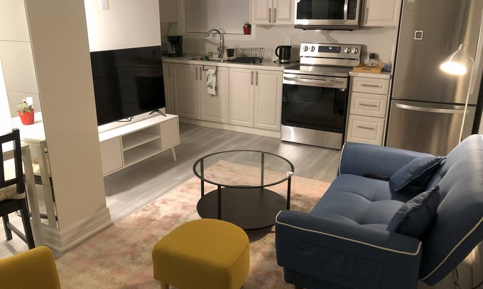 York Regional Municipality Apartment | Cozy 1-Bedroom Basement Retreat in Newmarket