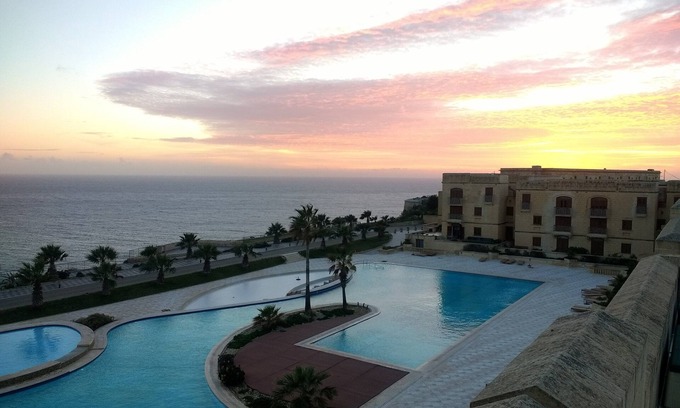 Ghajnsielem Apartment | Exceptional 2 Bedroom Apartment with Ocean Views in Fort Chambray