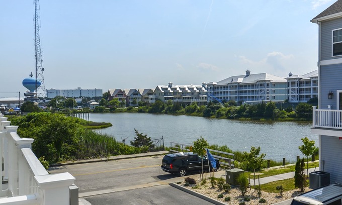 Midtown Ocean City House | Newly Built 4-Bed Bayside Townhome with Pool & Ocean View