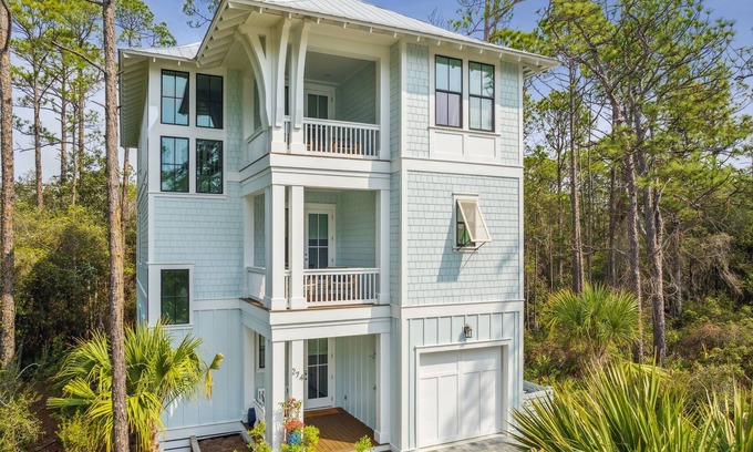 Treetop House | Brand New 5-Bedroom Retreat Near Pool and Ocean Views