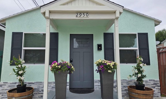Harbor Apartment | Cozy ADU with Private Patio Ideal for Traveling Nurses