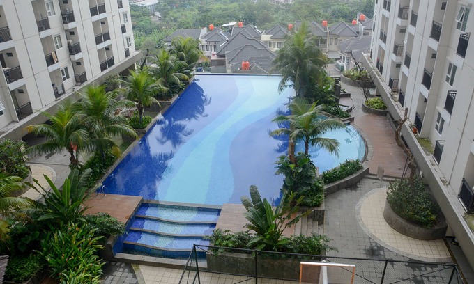 Depok Apartment | New 2BR Retreat at Cinere Resort with Pool & Kitchen