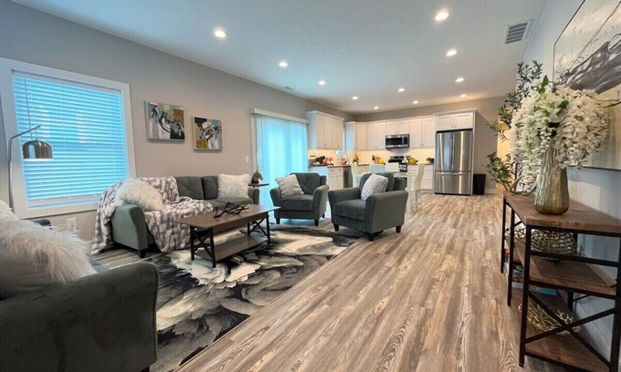 Cleveland Heights House | Newly Built Cozy 3Br/2Ba Home with Child-Friendly Amenities