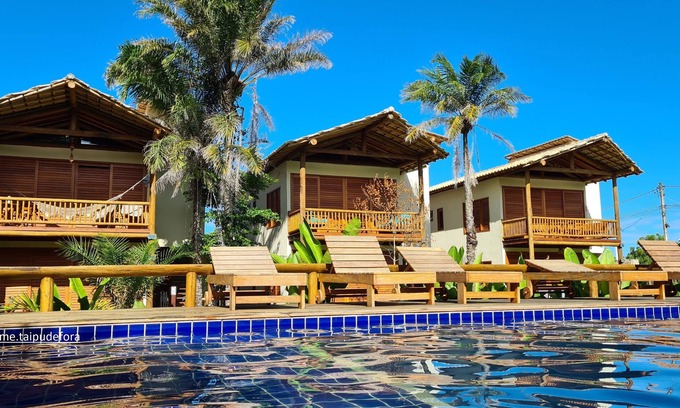 Barra Grande House | New Bungalow Retreat with Pool and Jacuzzi by Taipu de Fora