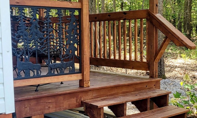 Bluford Cabin | Newly Built Cabin Near Key Highways with Family-Friendly Amenities