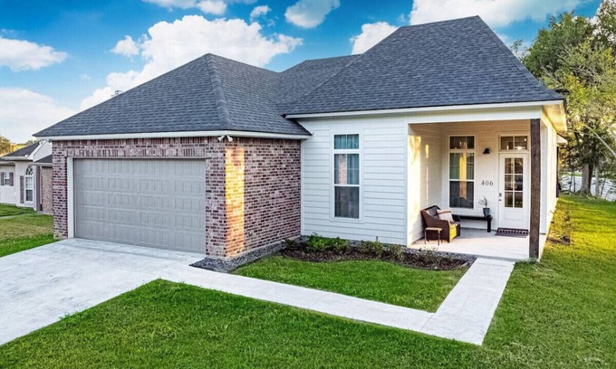 Milton House | Ideal Getaway in Lafayette: Pet and Child Friendly Stay