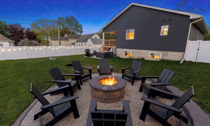 Cedar Falls House | Brand New Construction w/Hot tub, Firepit, Fenced in Yard and walk to downtown.