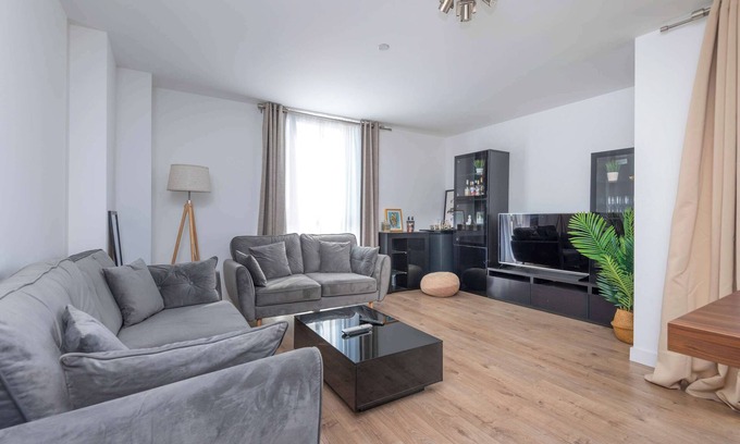 Livesey Apartment | Discover a Contemporary Flat in Vibrant Bermondsey