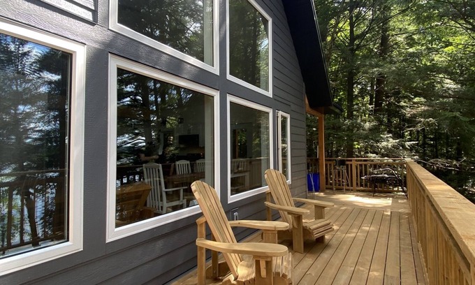 Bracebridge Cottage | Serene Cottage Retreat by the Lake - Just 20 Minutes from Bracebridge