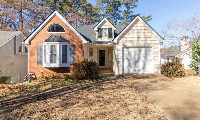 Marietta House | Cozy 4br Oasis with Pool, Spa & Family-Friendly Fun