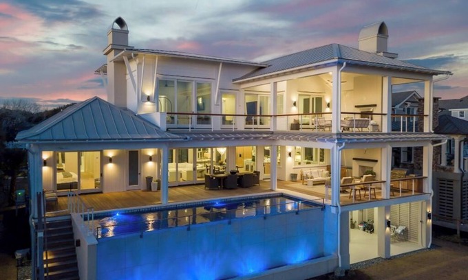 Isle of Palms House | Oceanfront Paradise: Sleek 6-Bed Home with Pool & Views