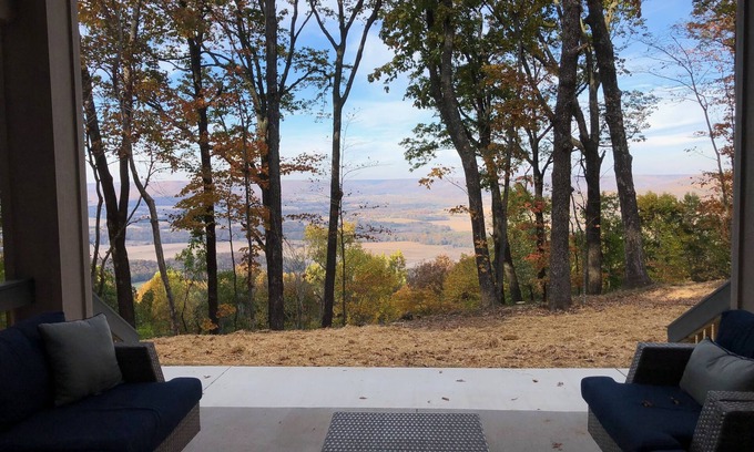 Cooleys Rift House | Unforgettable Escape to the Mountain @ Eagle's Nest