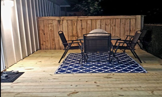 Mobile Apartment | Immaculate Garage Apartment: Top-Rated Child-Friendly Stay