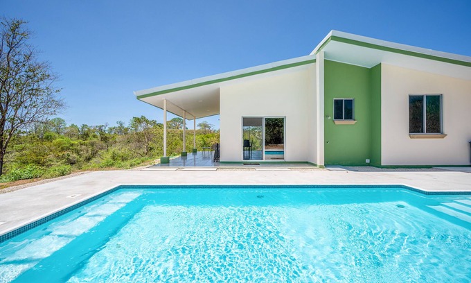 Marbella House | New Home with Private Pool Near Beach - Rated 10/10