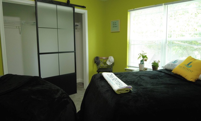 Hampton House | New Coastal Retreat Just Minutes from the Beach!