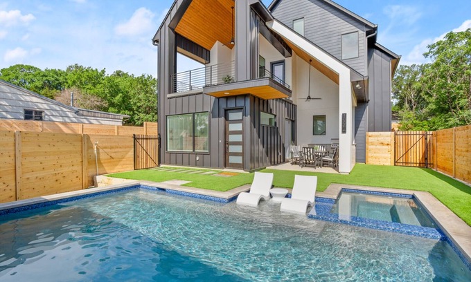 Westfield House | Inviting Home with Pool & Hot Tub - 5 Minutes to Downtown!