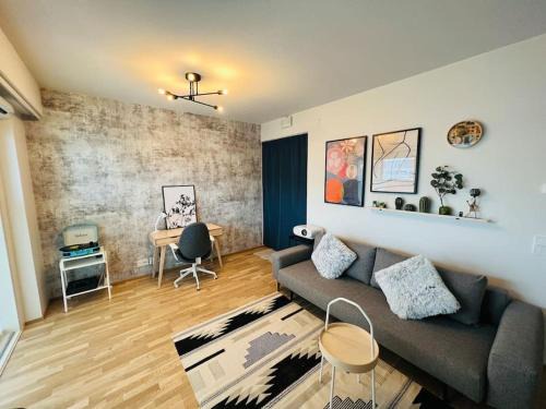 Pasila Apartment | Modern Condo Retreat at Mall of Tripla, Rated 9.4/10