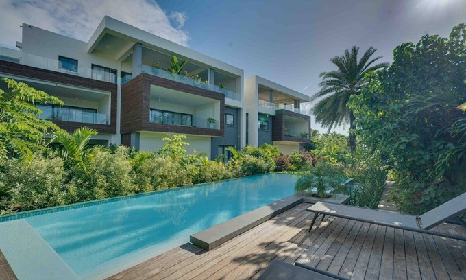 Pointe aux Canonniers Apartment | Elegant Ocean View Apartment Just 200m from the Beach