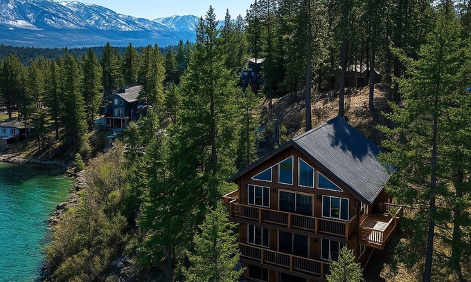 Finley Point House | Brand New! Osprey Outlook, Majestic Views, Sleeps 8, Air Conditioning!