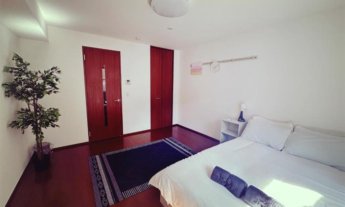 Ikebukuro Apartment | Convenient Apartment Steps from Shinjuku Station