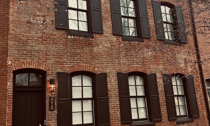 Soulard House | Pet-Friendly Soulard Retreat with Top Guest Rating