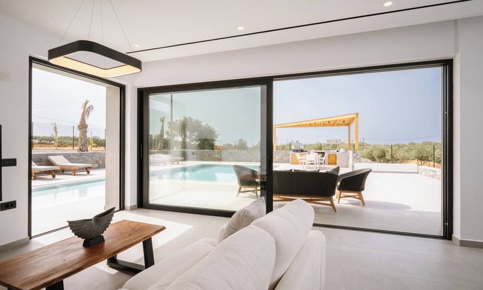 Skotino Villa | Brand new Villa Eugenia