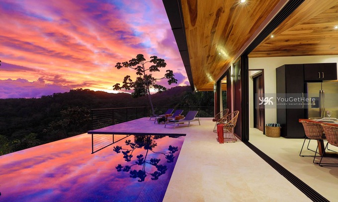 Ballena Villa | Coastal Retreat: Ocean View Villa with Pool Near Beach