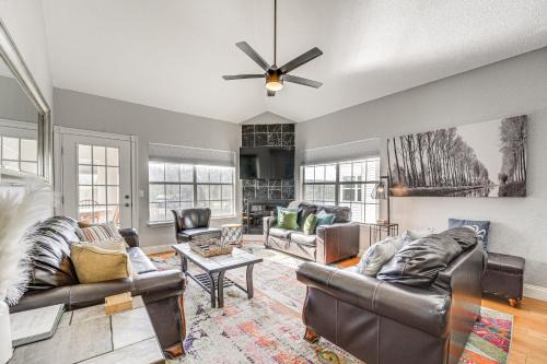 Branson Apartment | Ideal Branson Condo with Resort Amenities & Marina Views