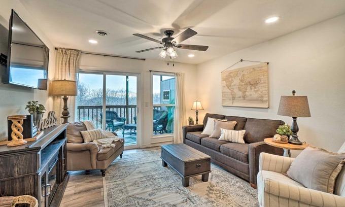 Notch Estates Apartment | Inviting Branson West Condo with Pool and Balcony Access