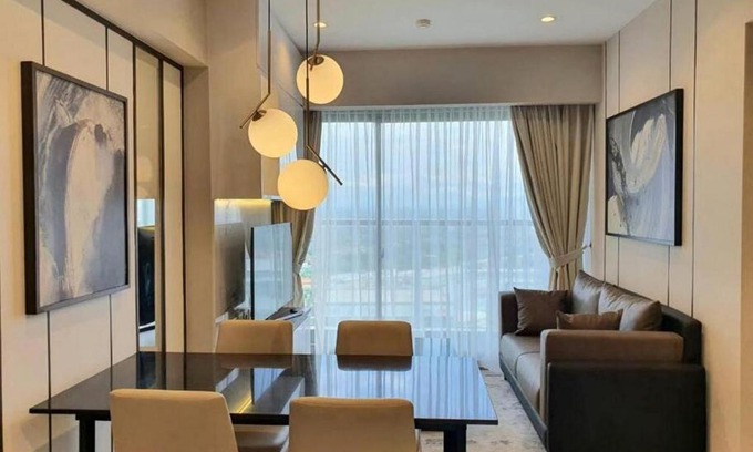 Bumi Serpong Damai Apartment | Branz BSD: Pet-Friendly Retreat with Pool & Hot Tub