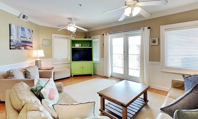 Tybee Island Condo | Experience Brass Rail Villas: Oceanfront Retreat & Top-Rated Stay