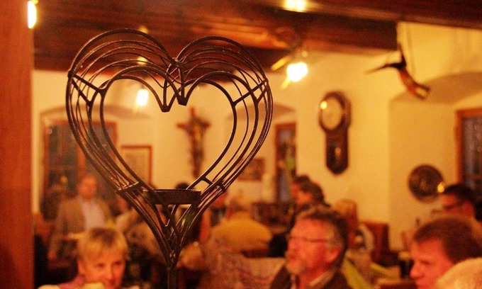 Bobrach Hotel | Discover Brauerei-Gasthof Eck: Family-Friendly Getaway