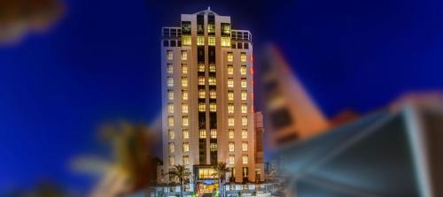 Salmiya Hotel | Family-Friendly Bravo Royal Hotel Suites with Ocean View