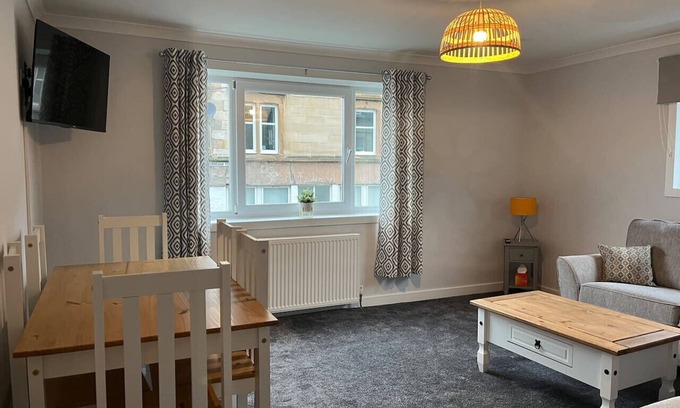 Oban Apartment | Guest Rated 10/10: Breadalbane Apartment with Kitchen & Family Amenities