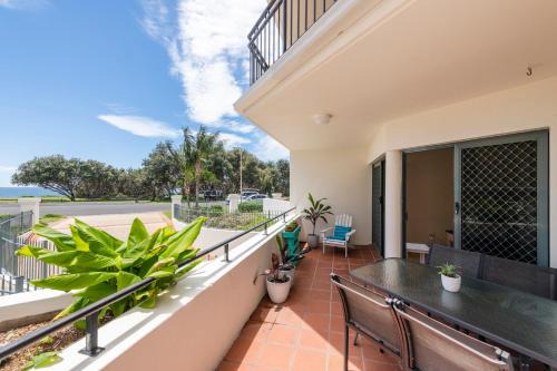 Yamba Apartment | Oceanfront Retreat: Breakers 1 with Pool & Hot Tub