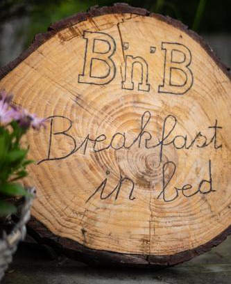 Horschhausen Bed & Breakfast | Indulge in Breakfast in Bed with Oceanfront Views