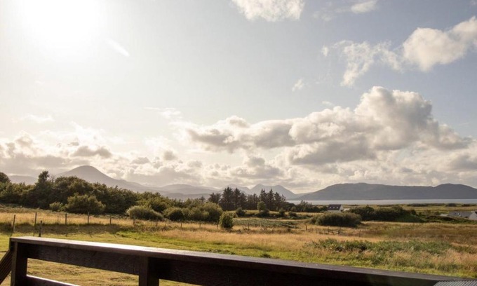 Breakish Apartment | Guest Approved Breakish Bay Pods - Unforgettable Retreat