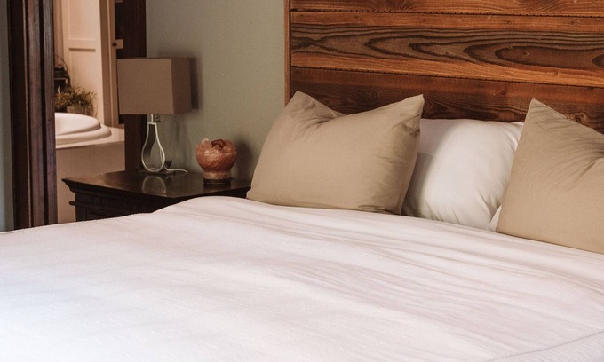 Upper Squamish House | Discover Glacier Views in Scenic Squamish Valley Retreat