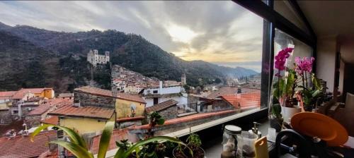 Dolceacqua Apartment | Experience the Beauty of Dolceacqua with Oceanfront Views