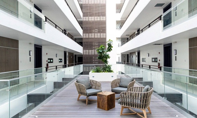 New Kingston Apartment | Top-Rated Breathing Space - VIA at Braemar with Ocean Views