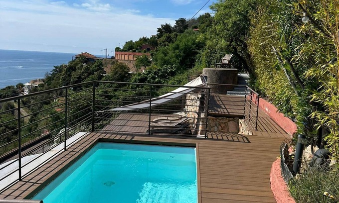Theoule-Superieur Villa | Idyllic Sea-View Villa Retreat in Théoule sur Mer