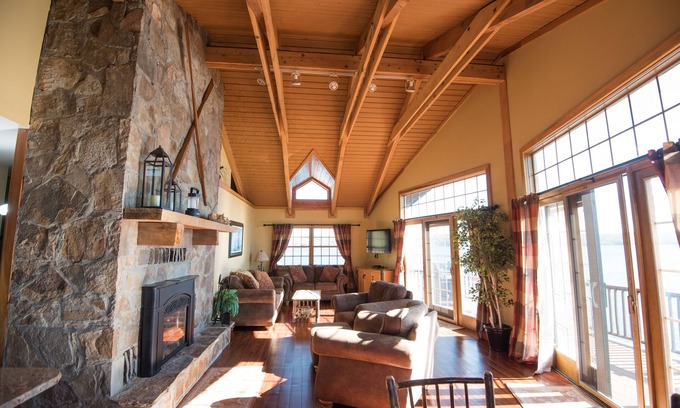 North Lake George Condo | Scenic Lakefront Condo with Breathtaking Mountain Views