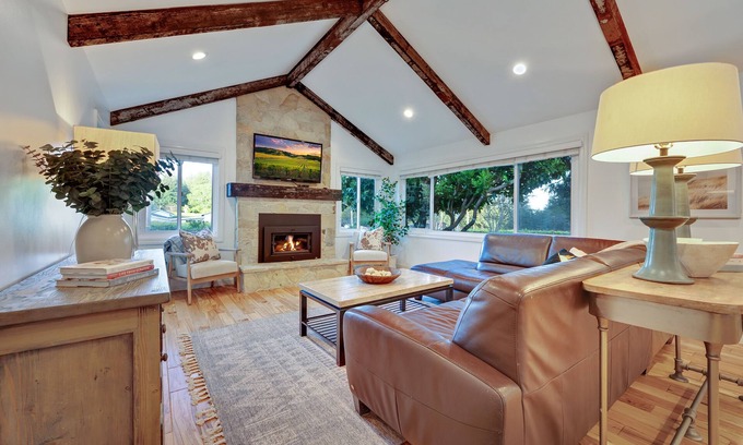 Occidental House | Unforgettable Sonoma Country Vineyard Escape with Ocean View