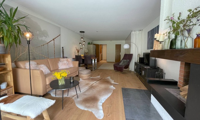 Berguen Apartment | Unforgettable Mountain Views with Family-Friendly Amenities