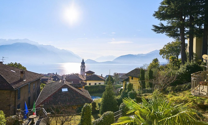 Menaggio Apartment | Scenic Lake View Apartment with Kitchen & Breakfast Included