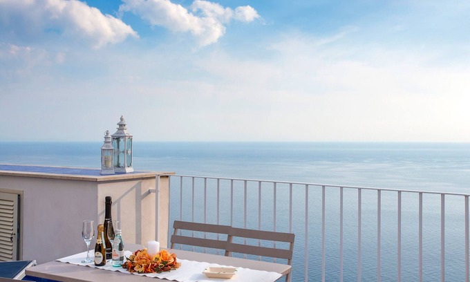 Positano Apartment | Unforgettable Ocean Views at La Casa di Lucia