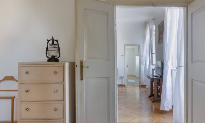 San Giovanni-Chiadino-Rozzol Apartment | Serene Oasis with Endless Sea Views and Family-Friendly Amenities