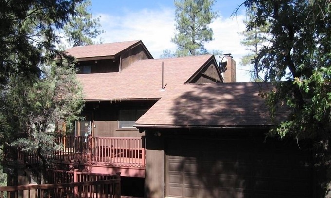 Whispering Pines Cabin | Scenic Mountain Retreat with Breathtaking Mogollon Rim Views