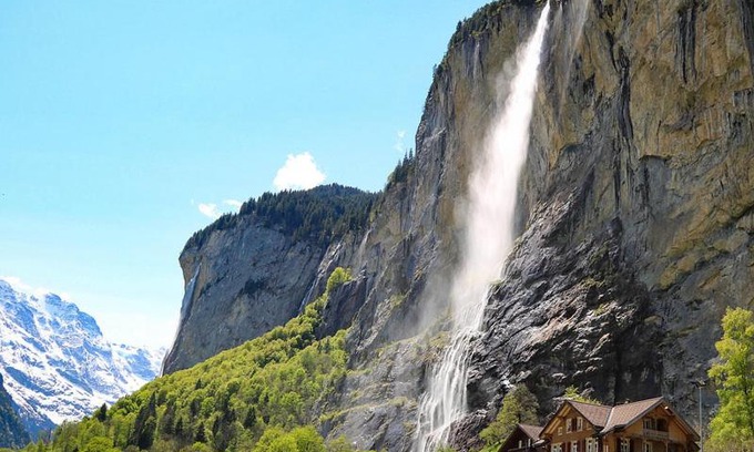 Lauterbrunnen Apartment | Scenic Waterfall Apartment - Family-Friendly Retreat Awaits